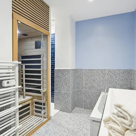 Lavie Maison Duo Sauna And Hot Tub Seaside * Nice